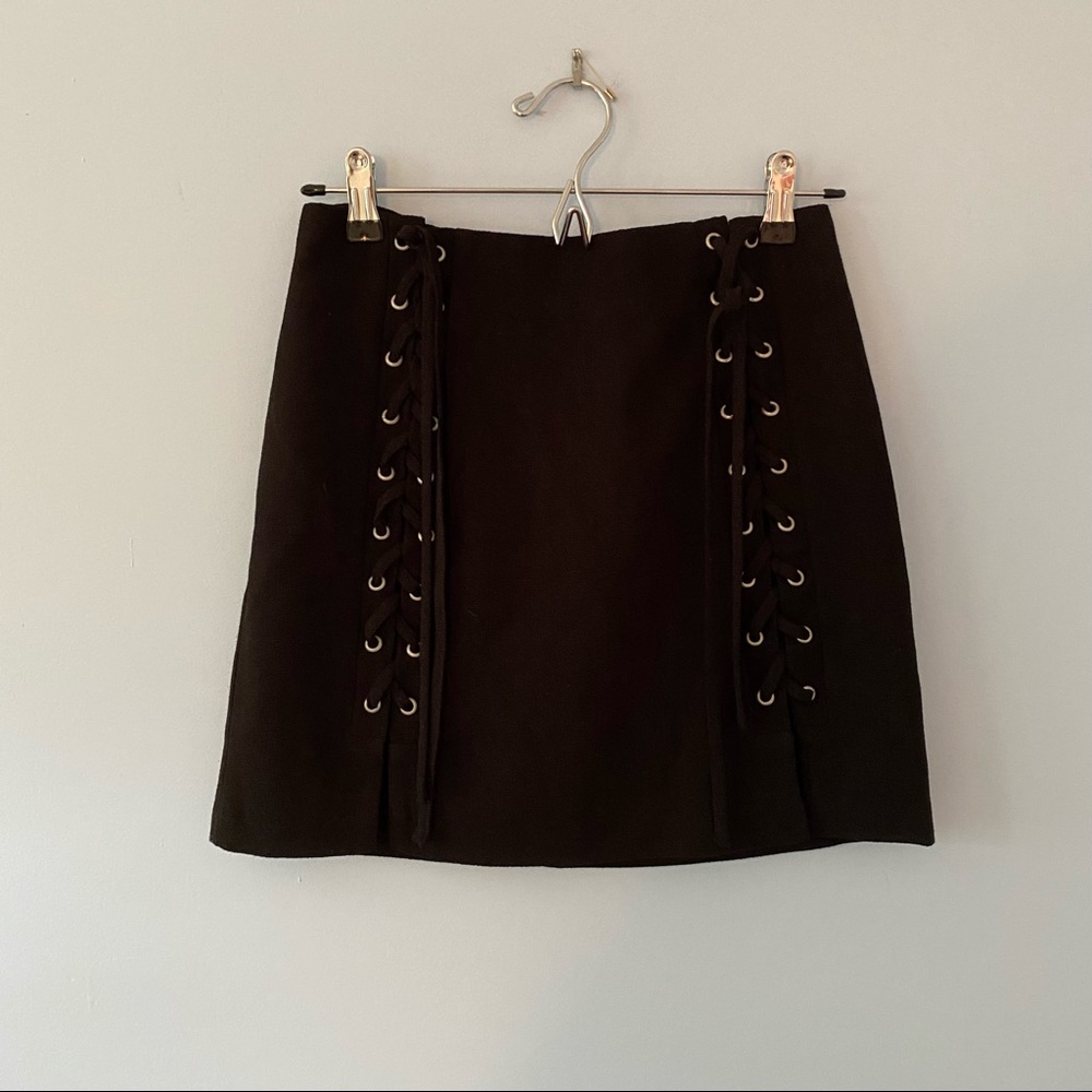 Abbeline Black Mini Skirt Size Small